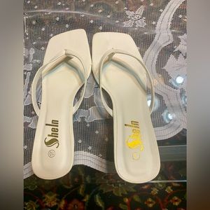 Size 10 kitten heels